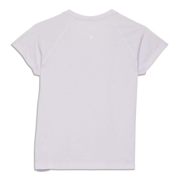 ✨Lululemon Swiftly Tech Short Sleeve Sz 8 Lavender Shirt 2.0✨ - Picture 4 of 9